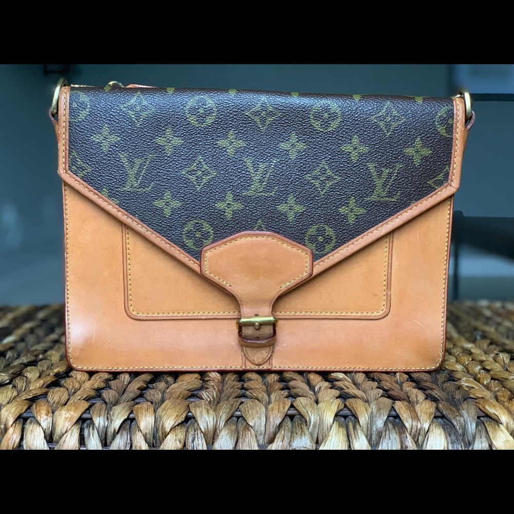 Vintage Louis Vuitton Sac Biface